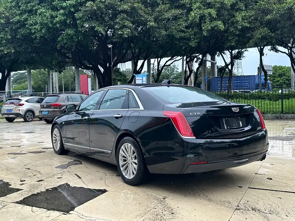 Cadillac CT6 Plug-in — миниатюра 7