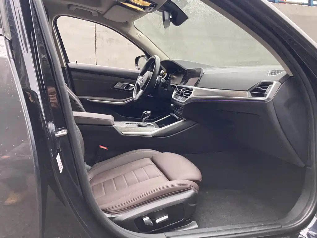 BMW 3 Series — миниатюра 7