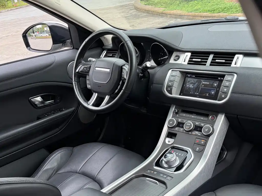Land Rover Range Rover Evoque 2016 2.0T SE