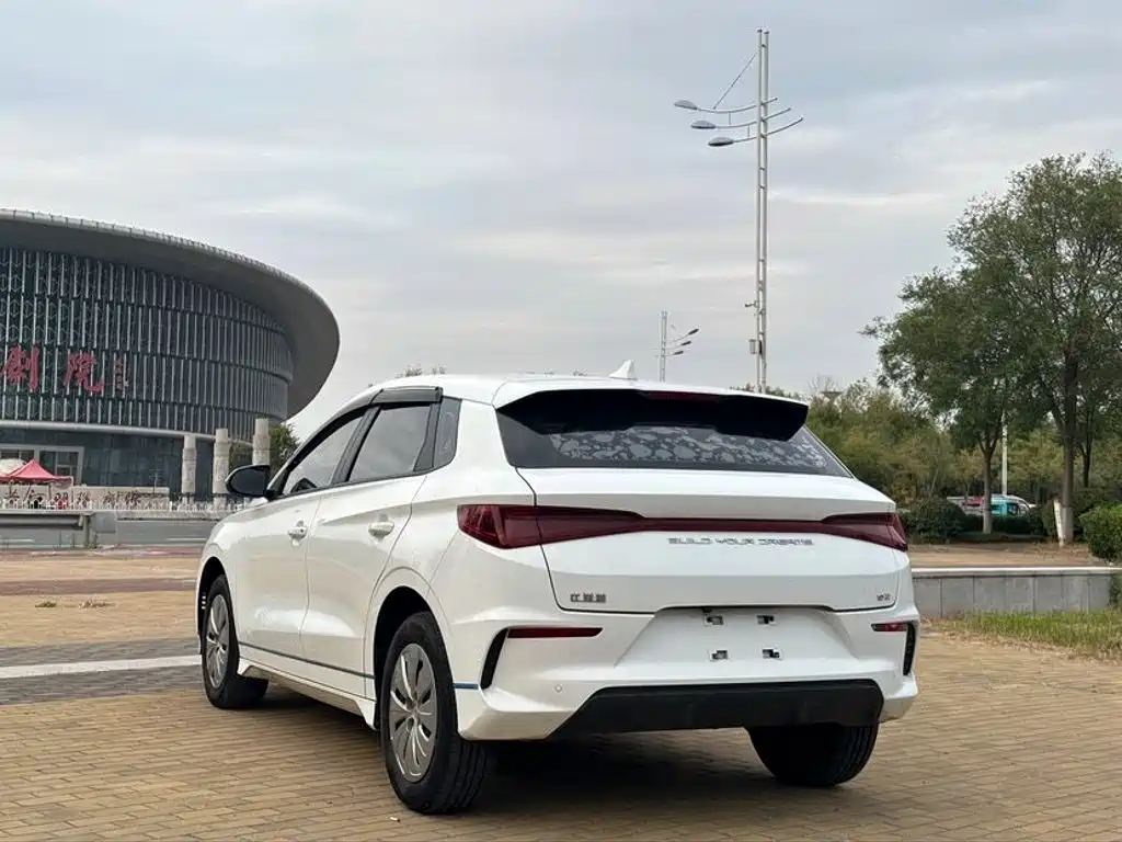 BYD e2 — миниатюра 6