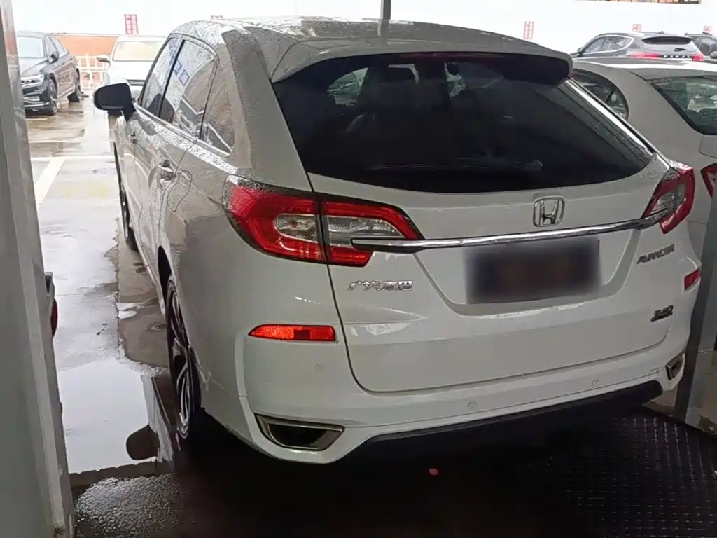 Honda Avancier — миниатюра 5