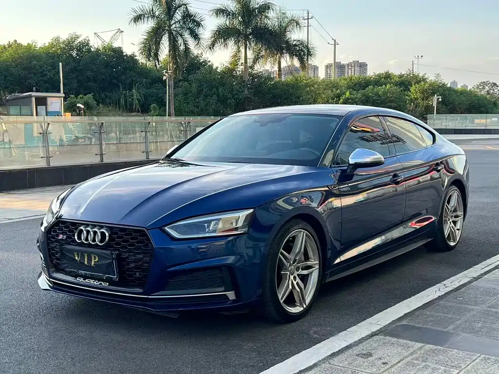 Audi A5 (Import)