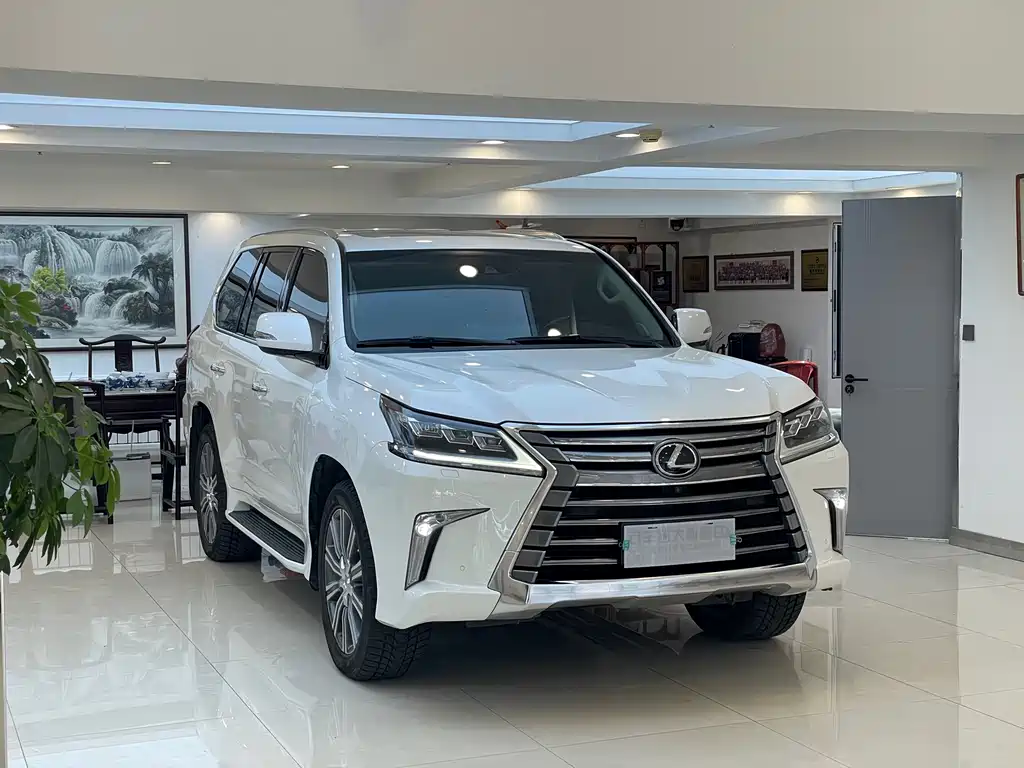 LEXUS  LX