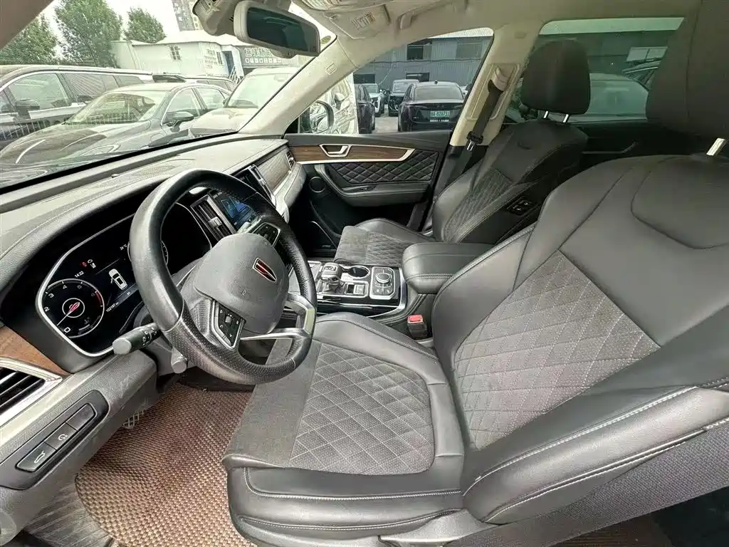 Hongqi Hongqi HS7 — миниатюра 6