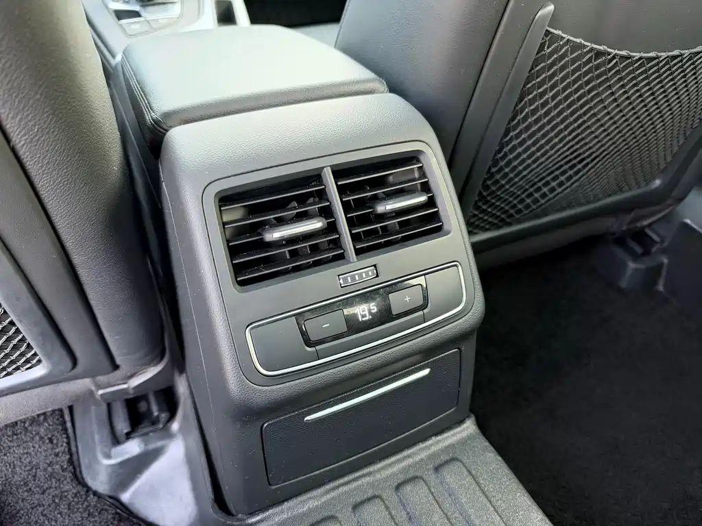 Audi A4L — миниатюра 20