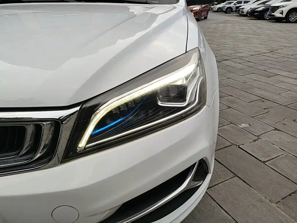 Geely Emgrand — миниатюра 24