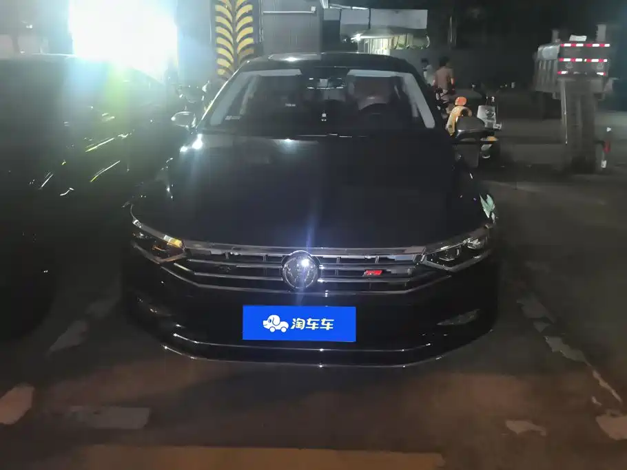 Volkswagen Magotan — миниатюра 2