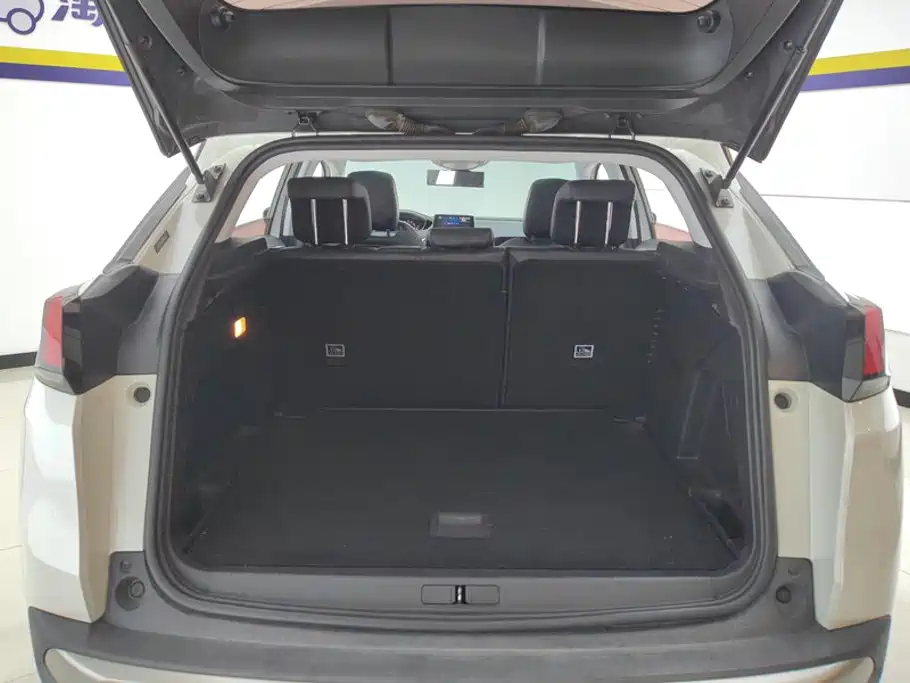 Peugeot 4008 — миниатюра 4