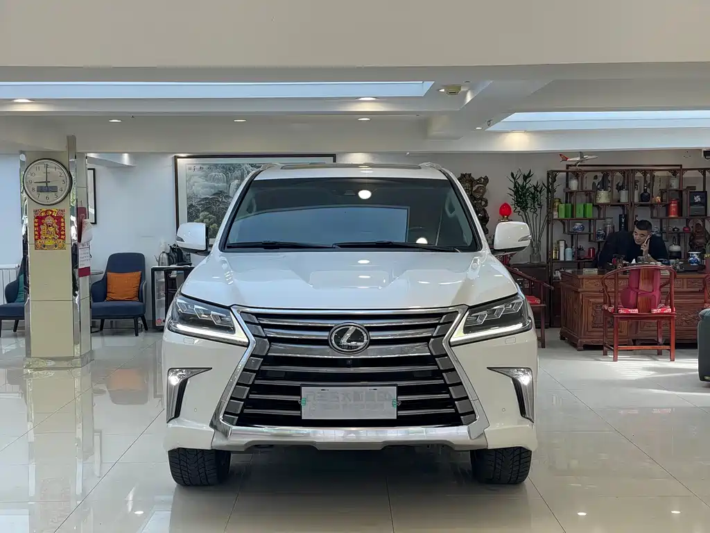LEXUS  LX