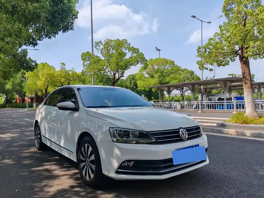 Volkswagen Sagitar — миниатюра 3