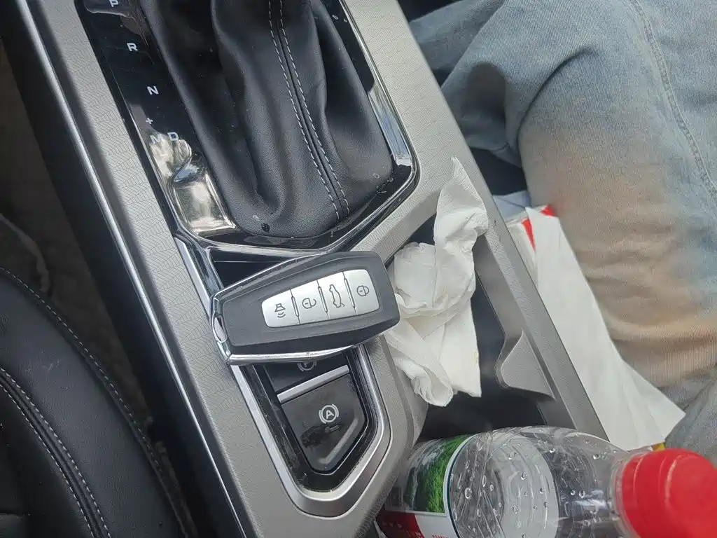 Geely Emgrand — миниатюра 9
