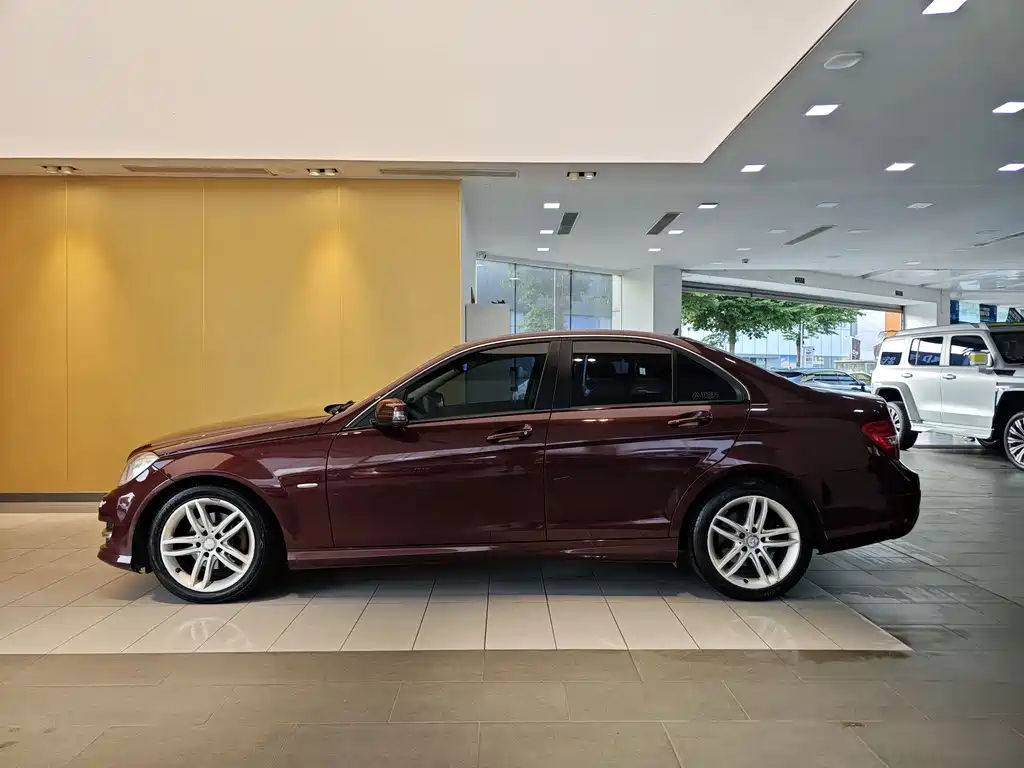 Mercedes-Benz C-Class C 2013 C 180 Grand Edition