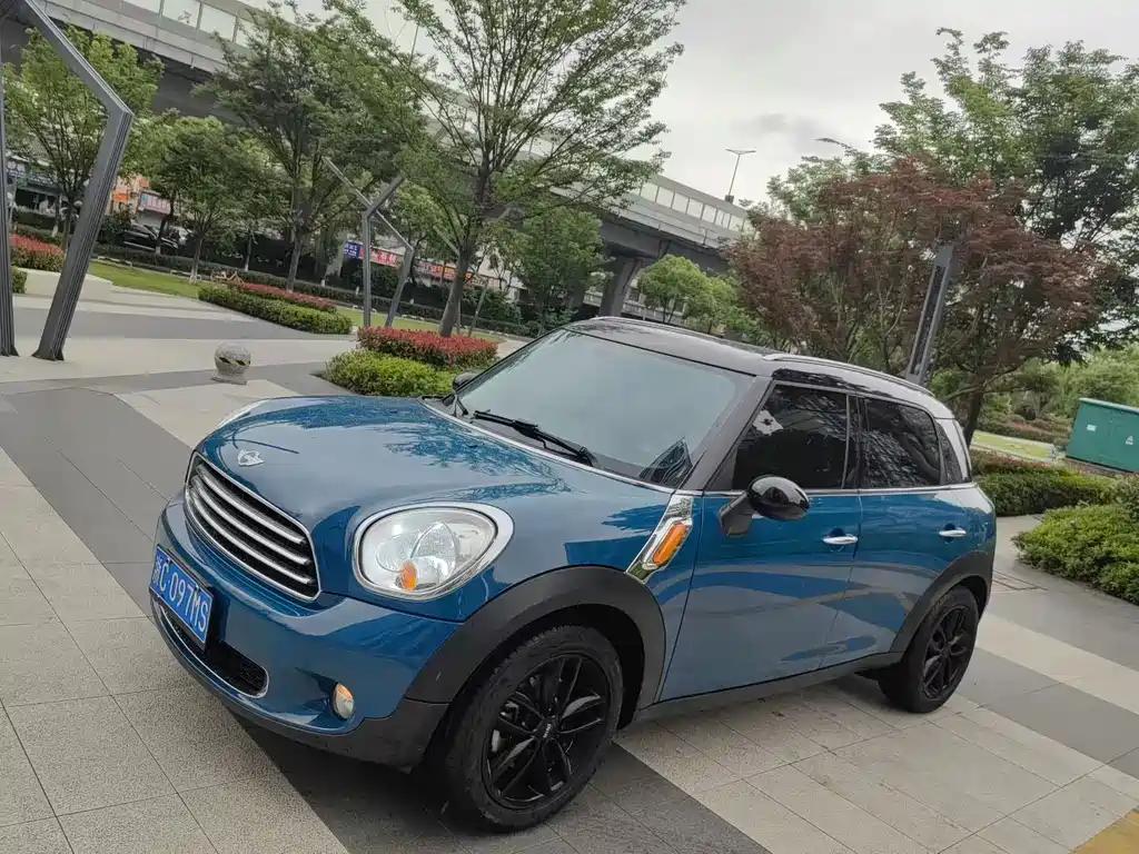 Mini Mini Countryman 2012