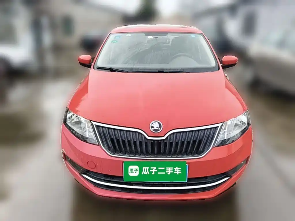 Skoda Rapid Spaceback — миниатюра 5