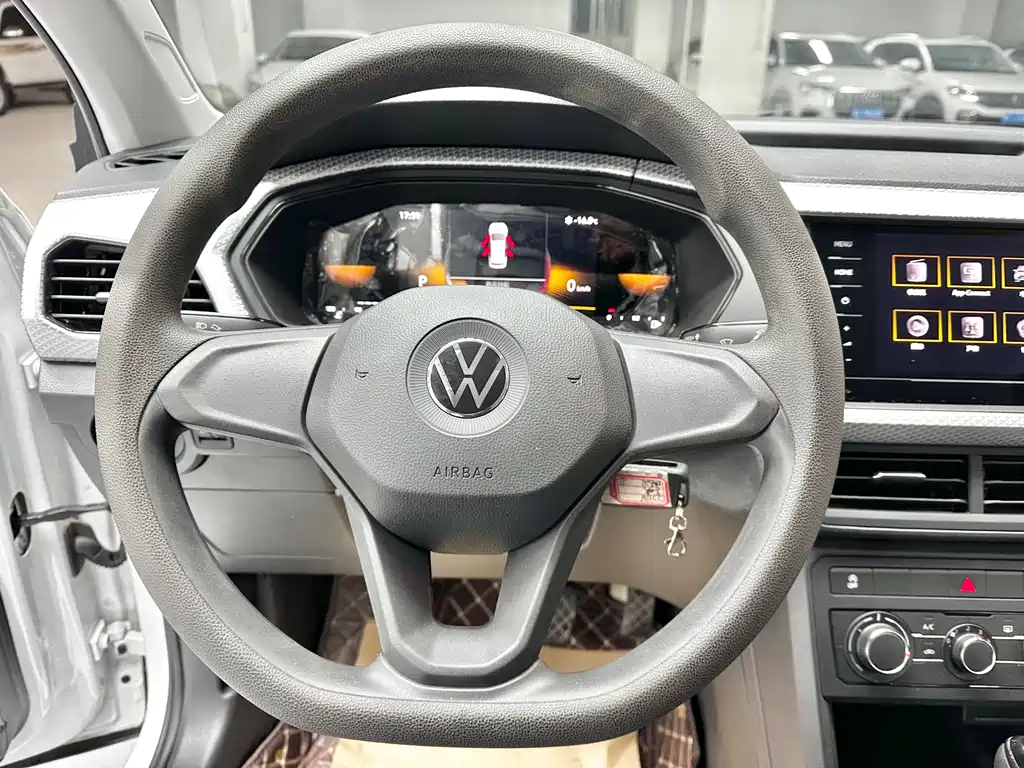 VOLKSWAGEN EXPLORING THE SHADOW