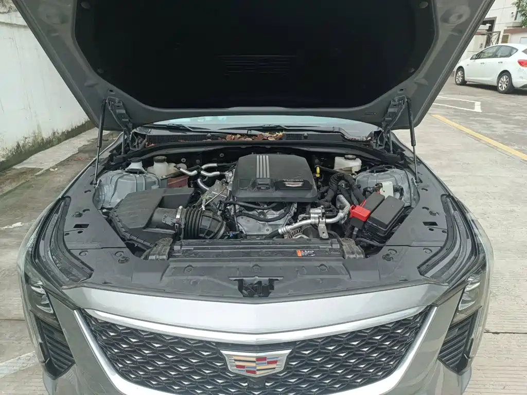 Cadillac CT5 — миниатюра 11