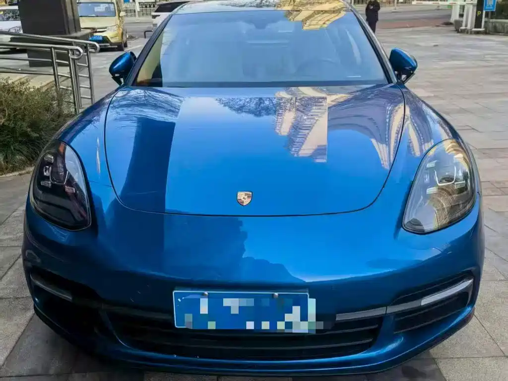 Porsche Panamera 2018