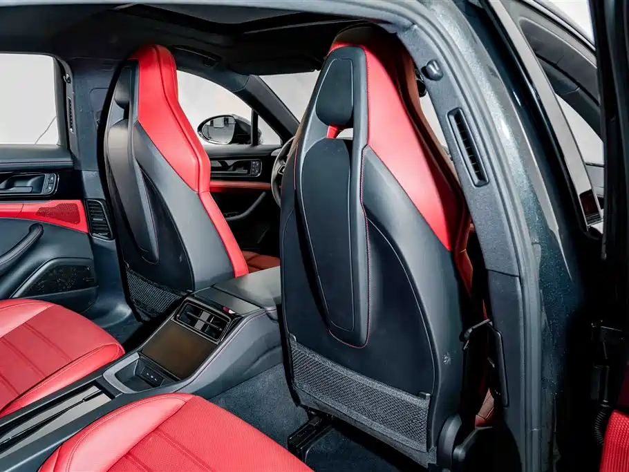 Porsche Panamera — миниатюра 21