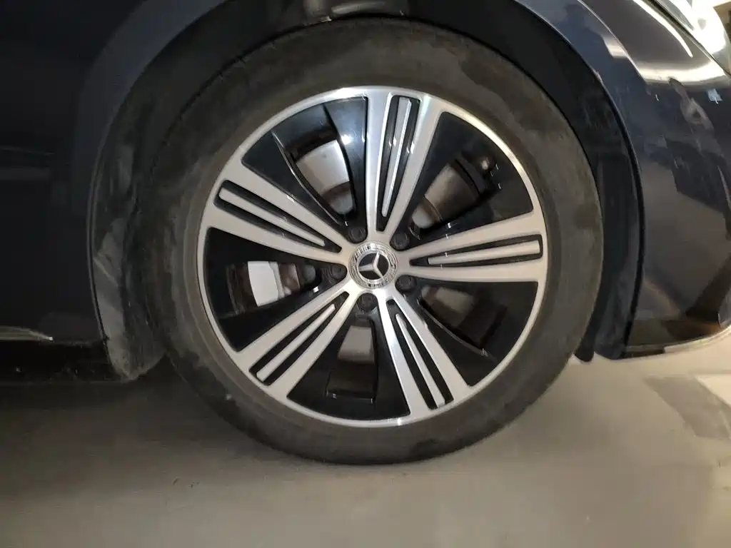 Mercedes-Benz EQE — миниатюра 8