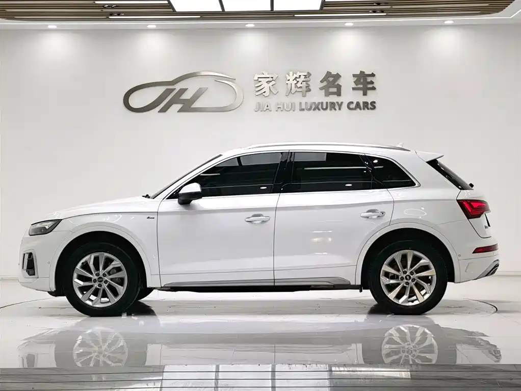 Audi Q5L 2022 40T Luxury