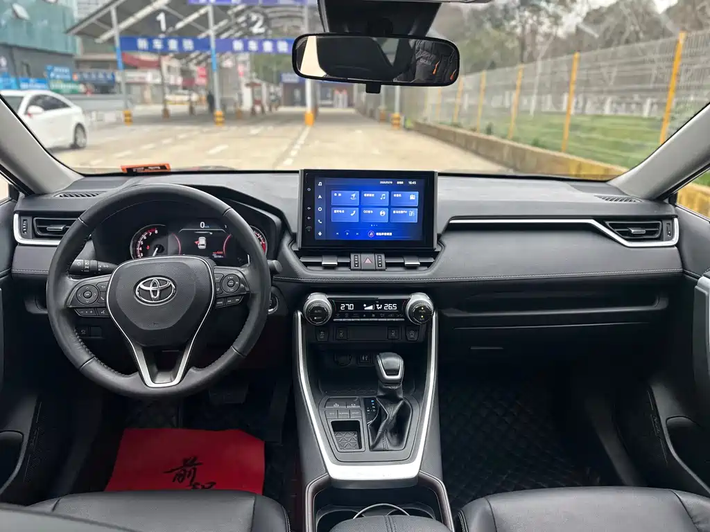 TOYOTA RAV4 RONGFANG