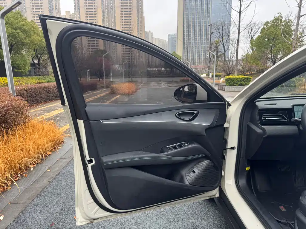 BYD SEAL 06 NEW ENERGY