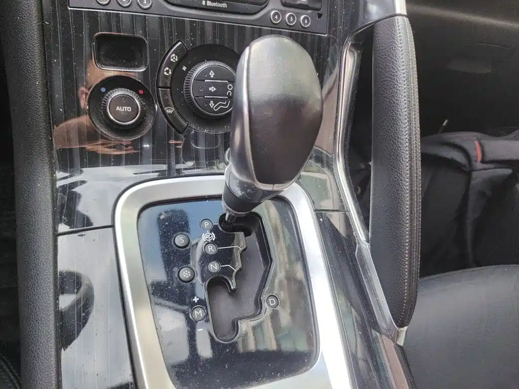 Peugeot 3008 — миниатюра 10