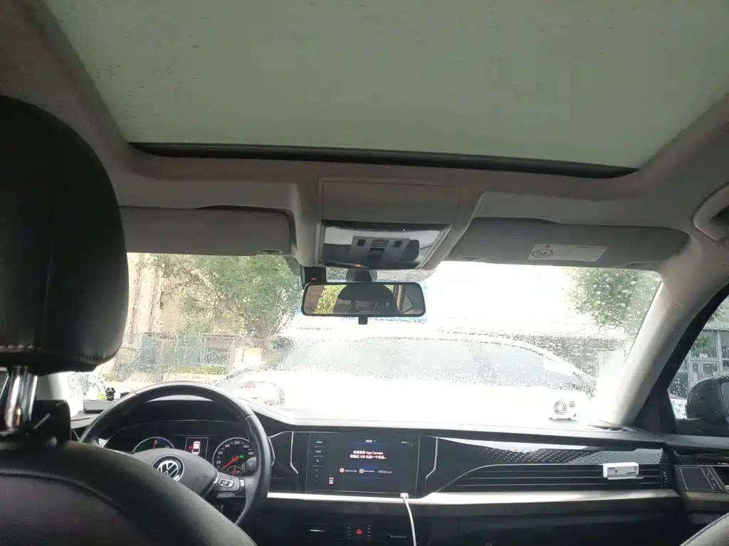 Volkswagen 帕萨特插电混动 — миниатюра 19