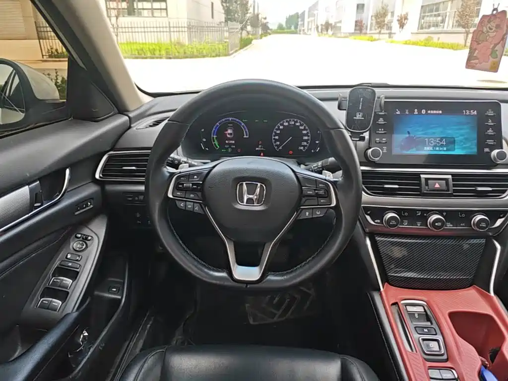 Honda Accord — миниатюра 7