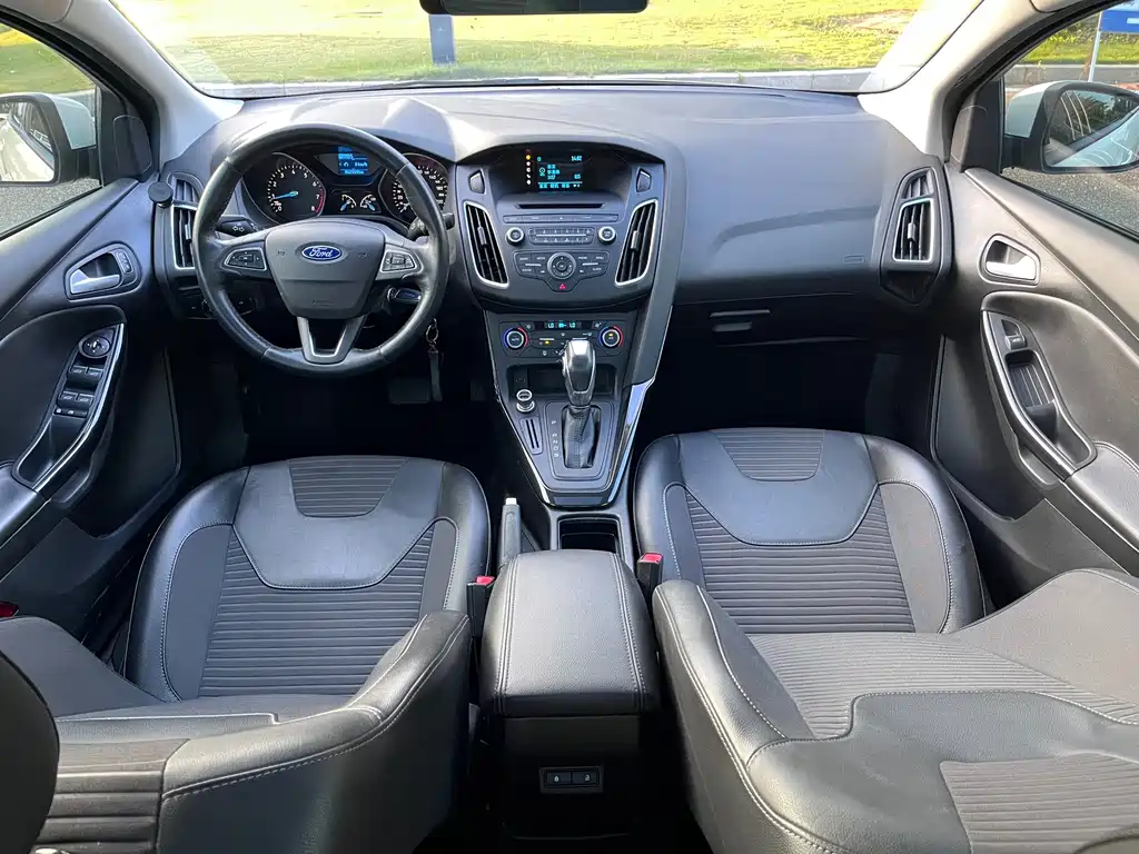 Ford Focus — миниатюра 15