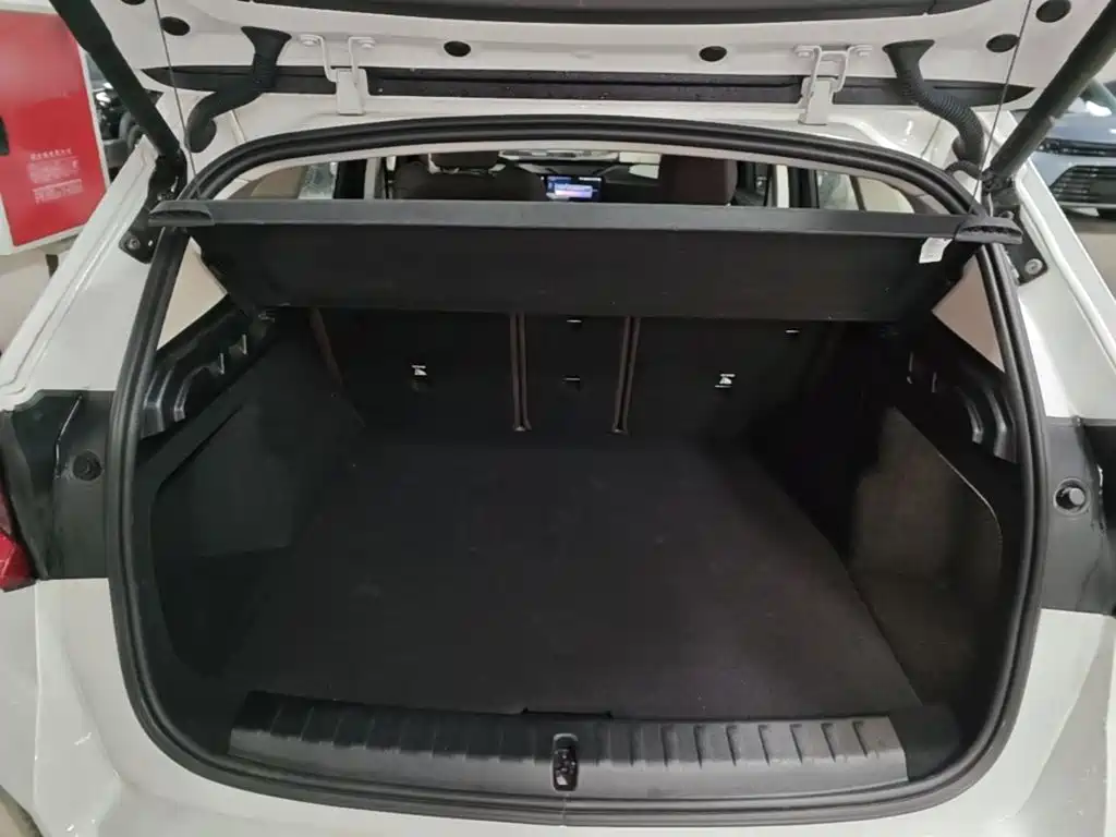 BMW iX1 — миниатюра 19