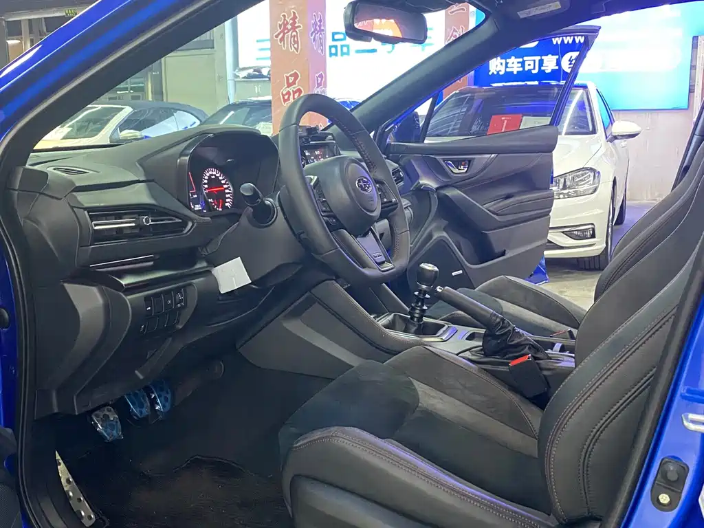 Subaru WRX — миниатюра 9