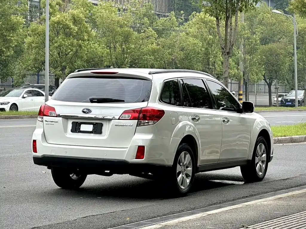 Subaru Outback — миниатюра 5
