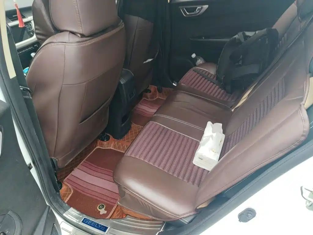 Geely Vision X3 — миниатюра 18