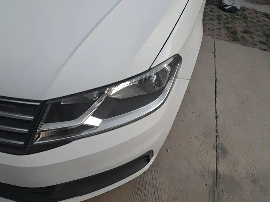 Volkswagen Santana — миниатюра 5
