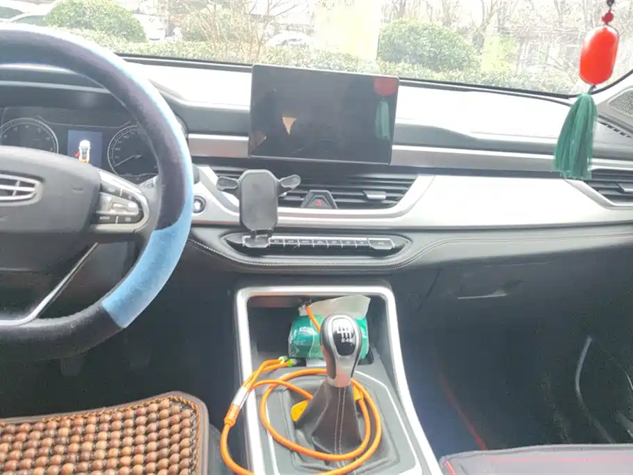 GEELY AUTOMOBILE VISION X6