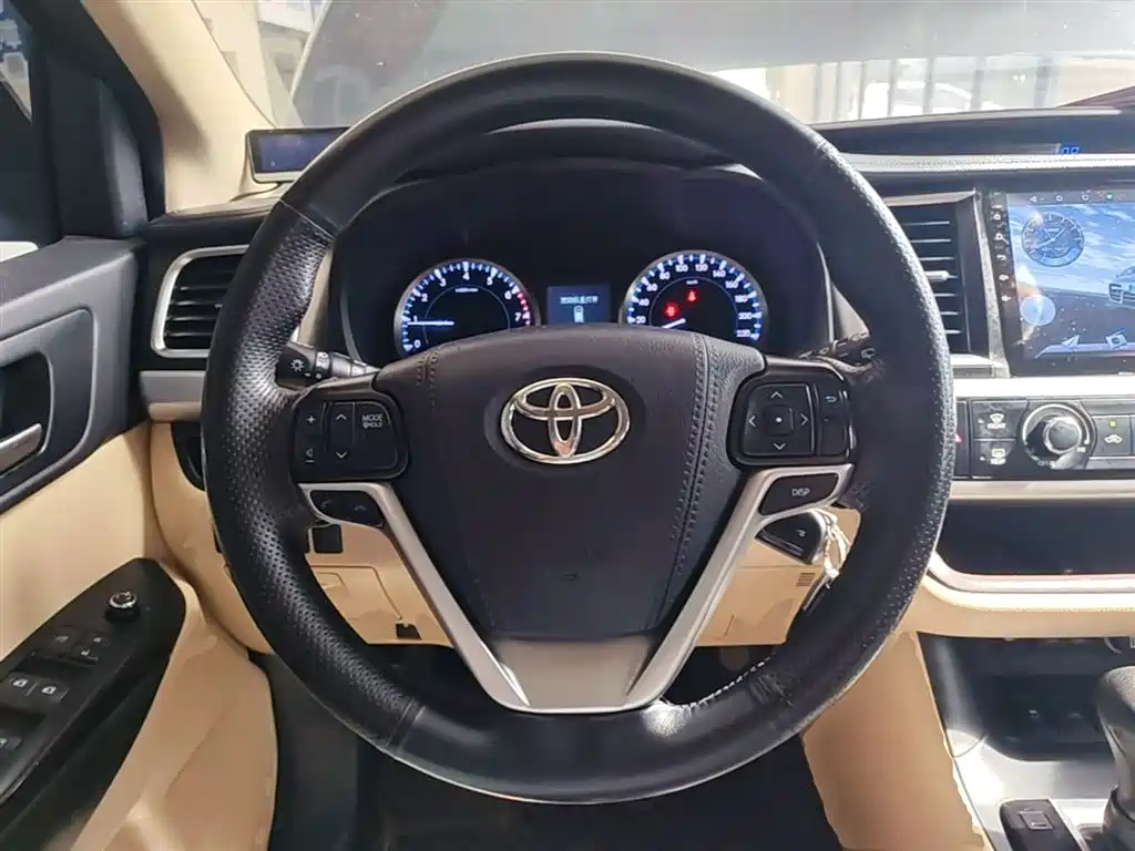 Toyota Highlander 2018 2.0T Elite 5 мест VI