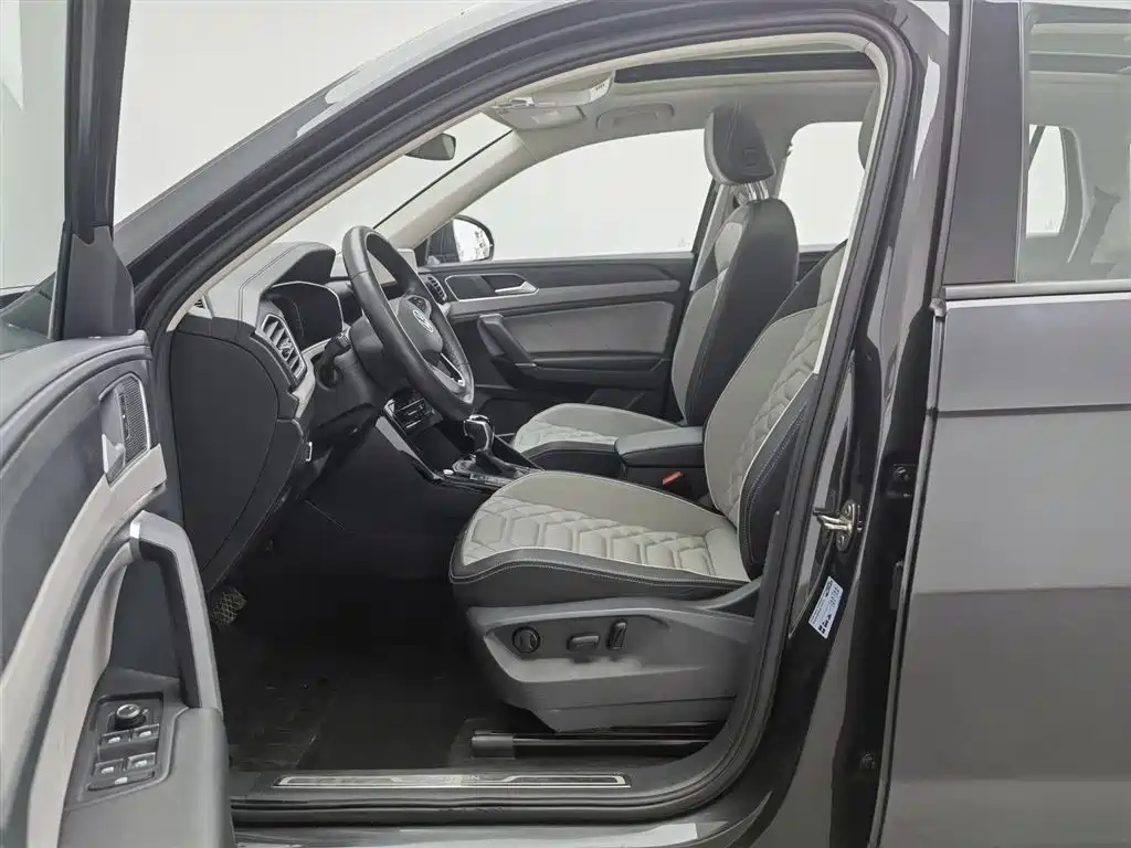 Volkswagen Tayron 2023 330TSI Luxury Plus