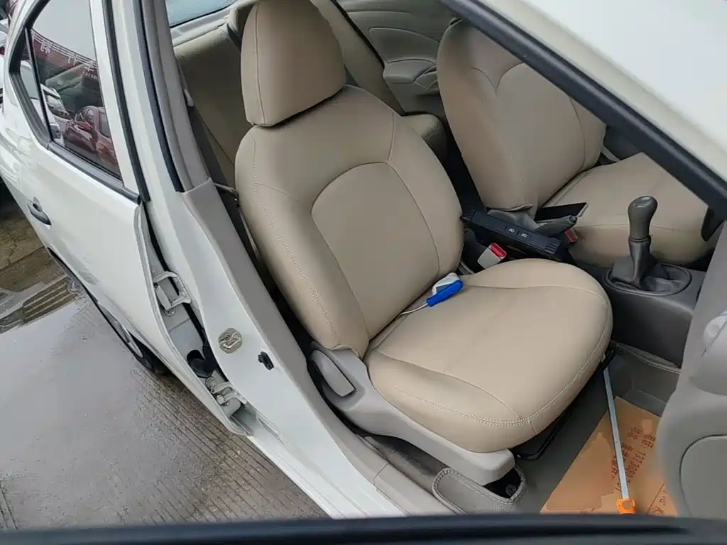 Nissan Sunny — миниатюра 25
