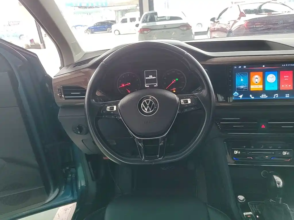 Volkswagen Tharu — миниатюра 11