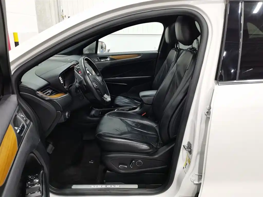 Lincoln MKC 2019 2.0T VI