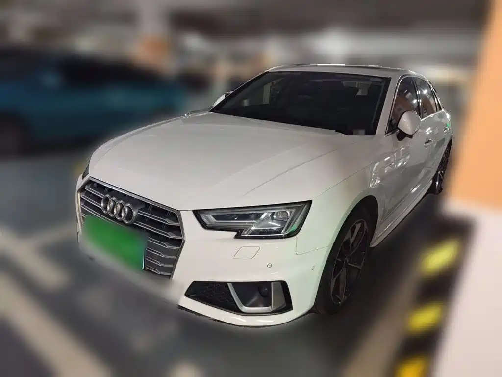 Audi A4L 2019 40 TFSI Fashion V