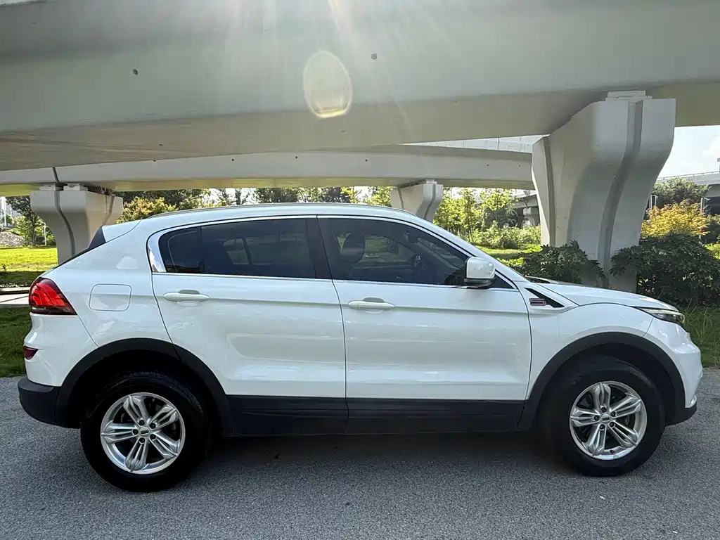 Qoros Qoros 5 — миниатюра 4