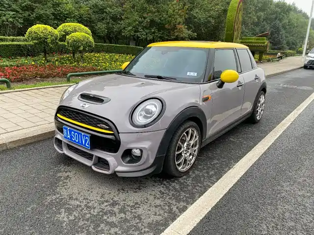 MINI Hatch — фото 1