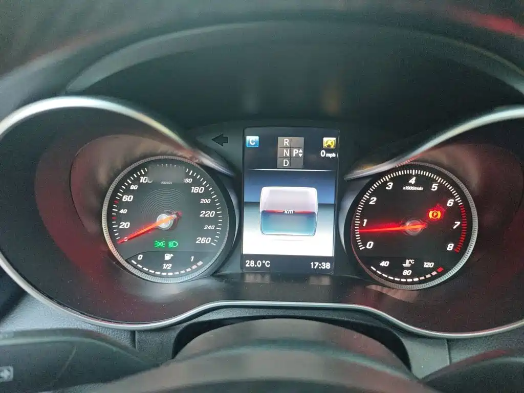 Mercedes-Benz C-Class — миниатюра 4