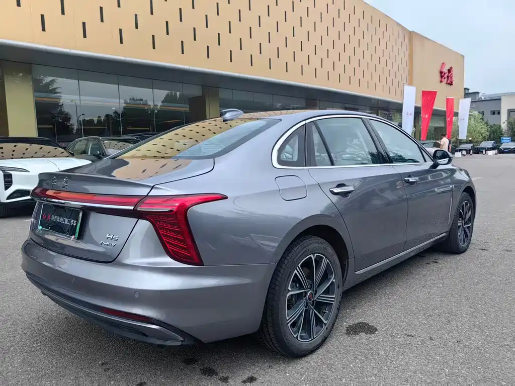 Hongqi Hongqi H5 PHEV — миниатюра 9