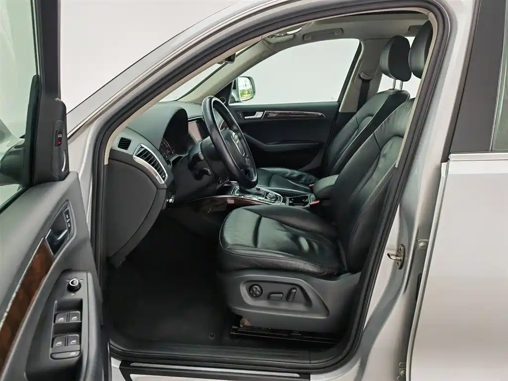 Audi Q5 2012 2.0TFSI Comfort