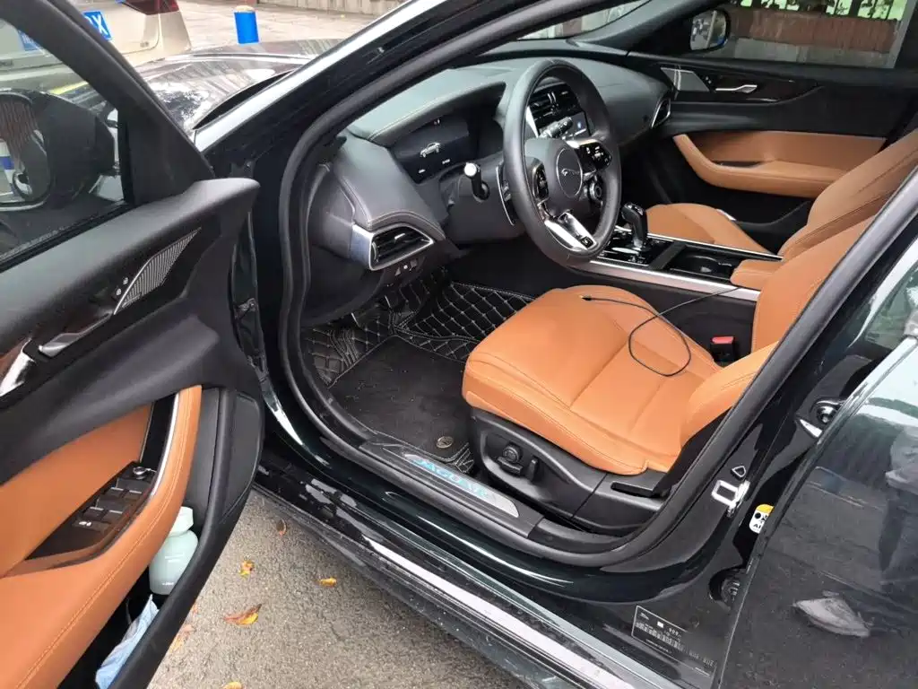 Jaguar XEL — миниатюра 17