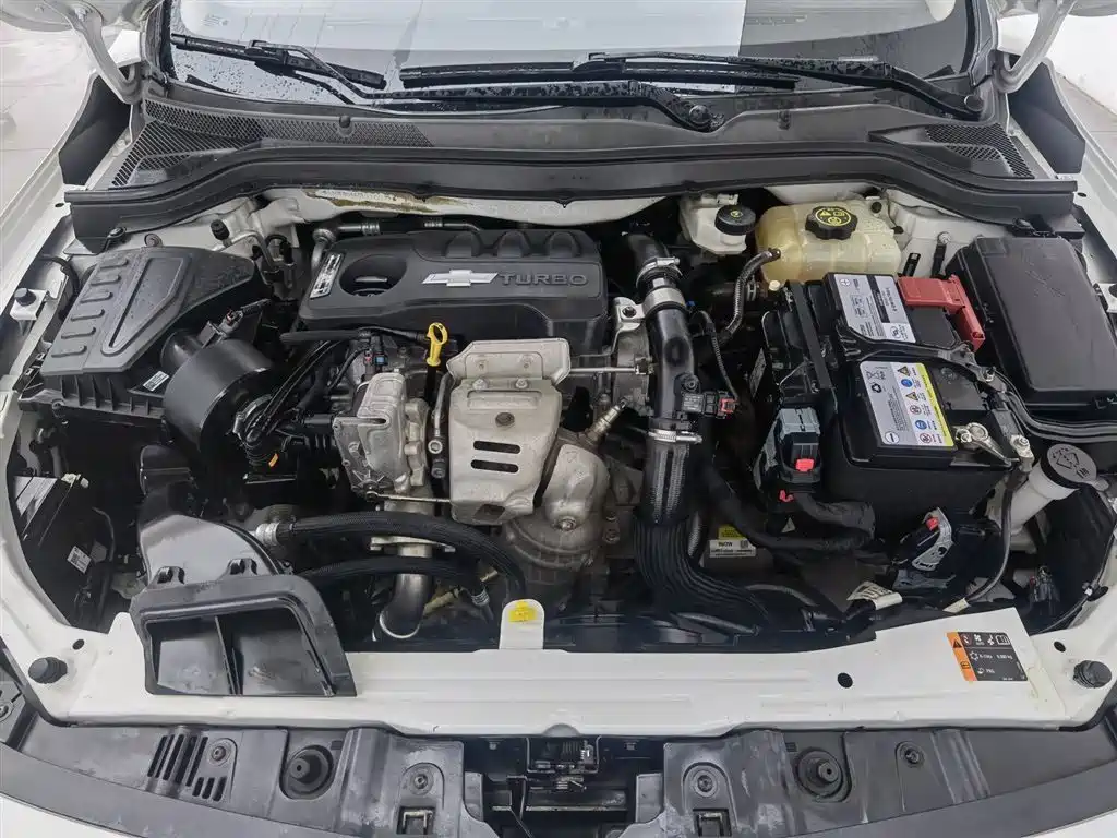 Chevrolet Monza 2019 Redline 320T DCT VI