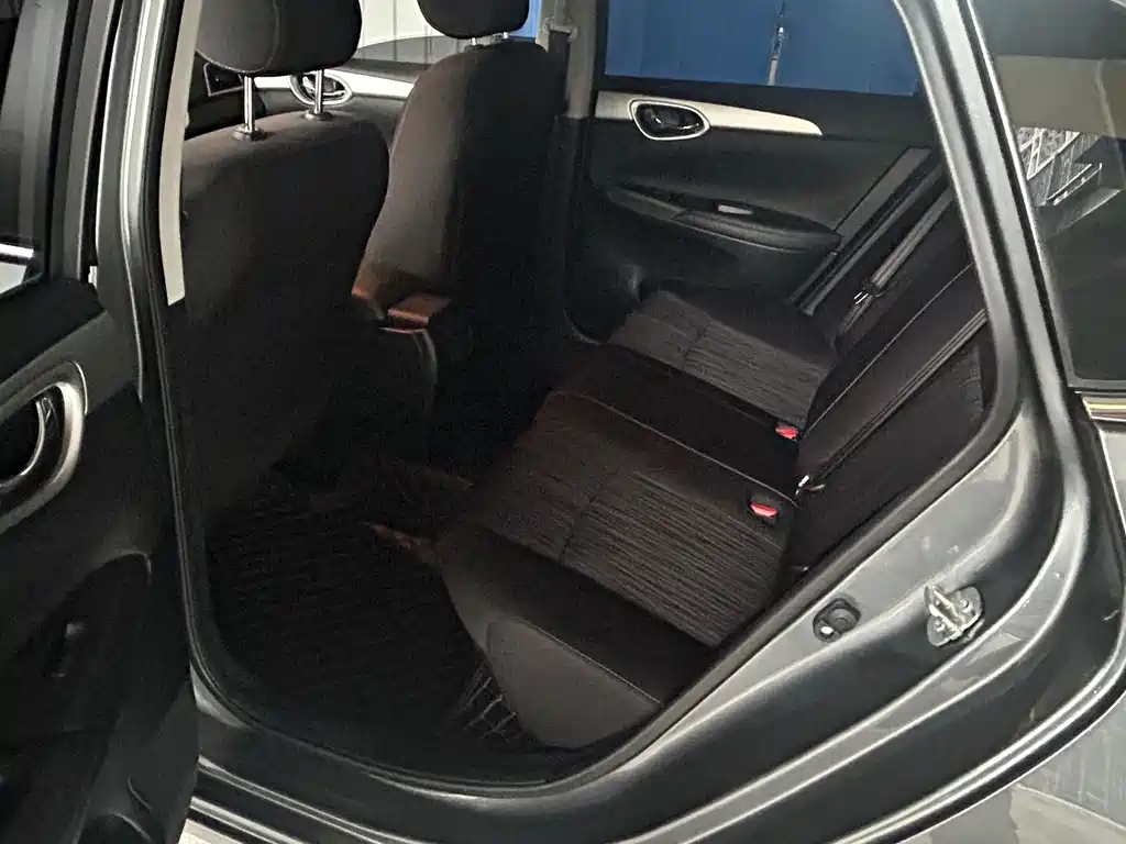 Nissan Sylphy — миниатюра 8